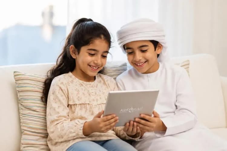 “ألف للتعليم” تؤكد دور الأنشطة المدعومة بالتكنولوجيا في تعزيز استمرارية التعلّم خلال الإجازة الصيفية